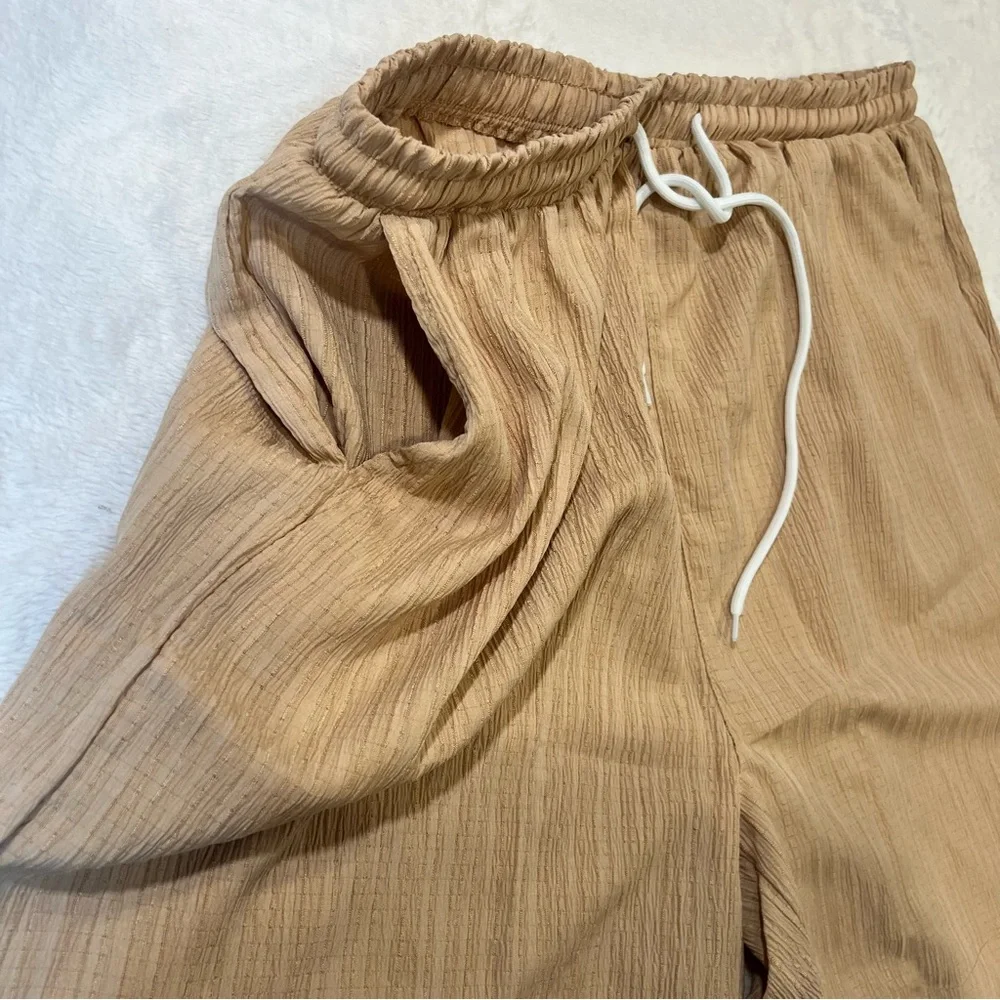 NWOT Manfinity Tan Shorts‎